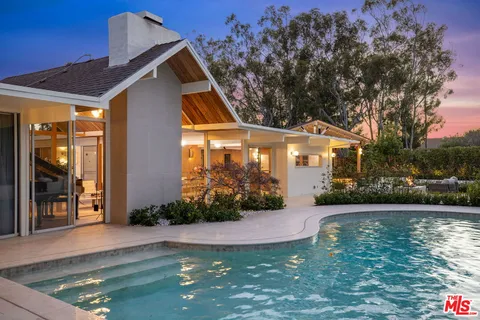 $2,395,000 | 1407 Ellsworth Court, Thousand Oaks, CA 91360