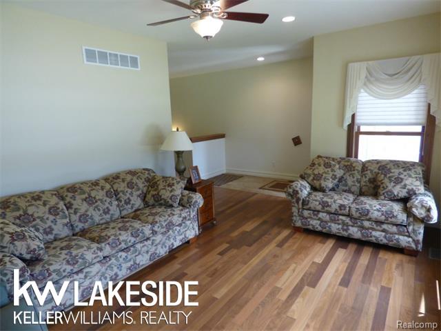 4685 Orion Road Rochester, MI 48306 - Photo 7 of 56
