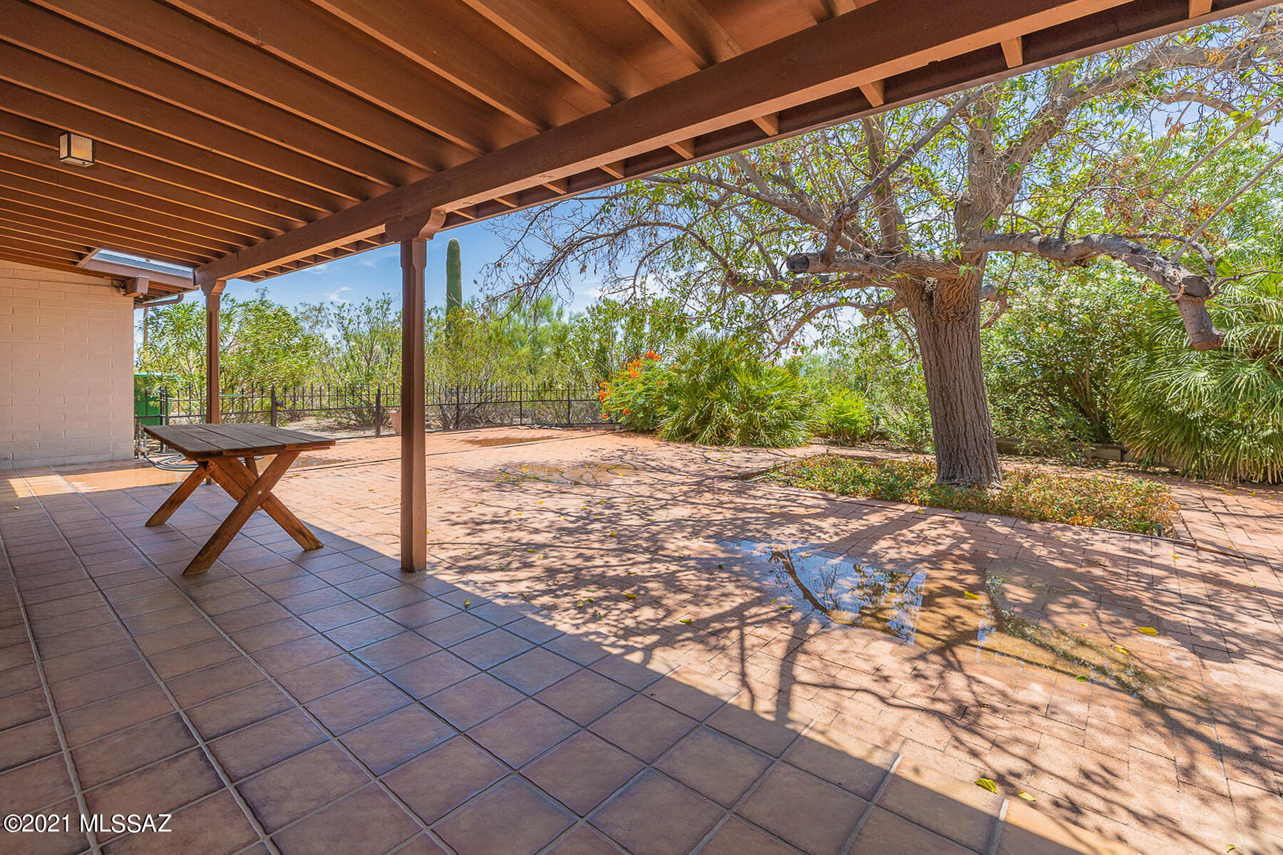 4261 North Swan Road Tucson, AZ 85718 - Photo 10 of 42 Gallery Image 10
