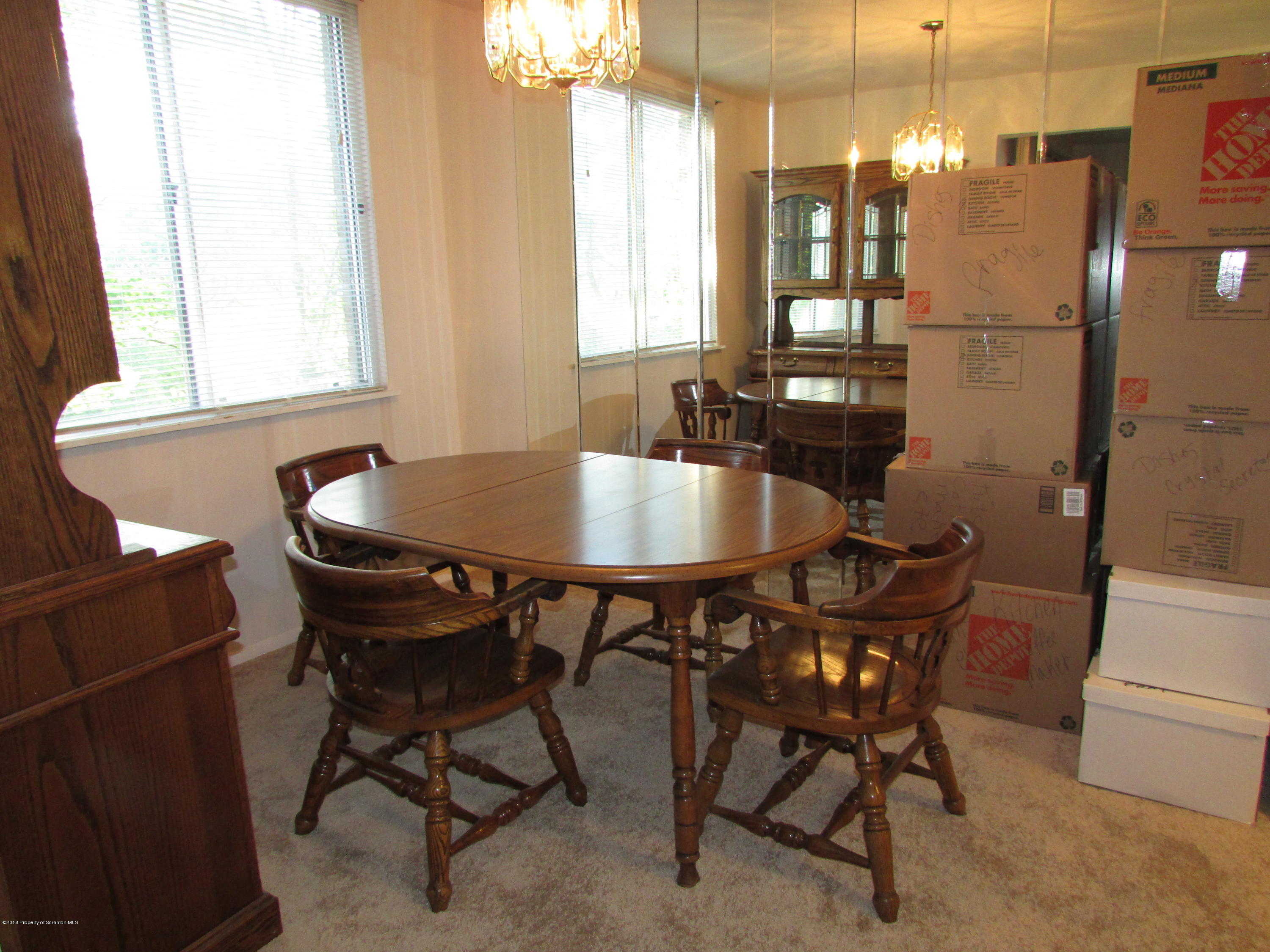1506 Summit Pointe Drive Scranton, PA 18508 - Photo 10 of 28 Gallery Image 10