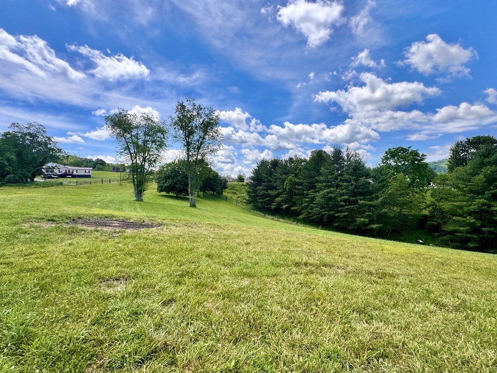 121 Rock House Road Lester, WV 25865 - Photo 57 of 97 Gallery Image 57