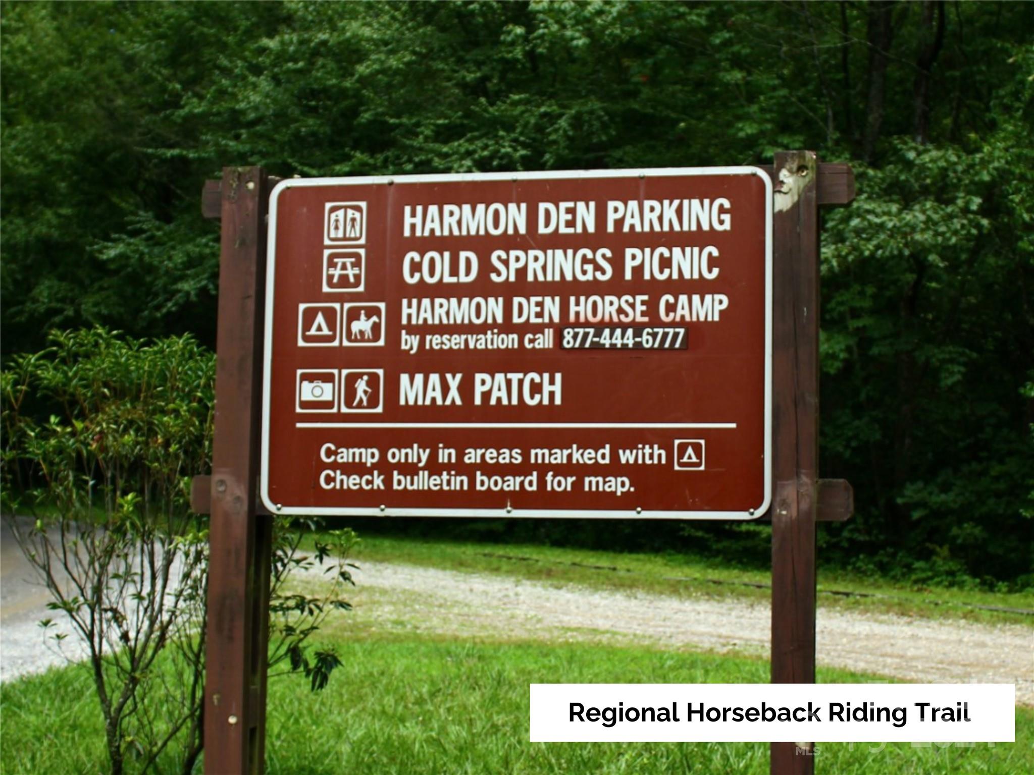 50 Glance Cove Road Clyde, NC 28721 - Photo 26 of 27 a sign on the side of the park