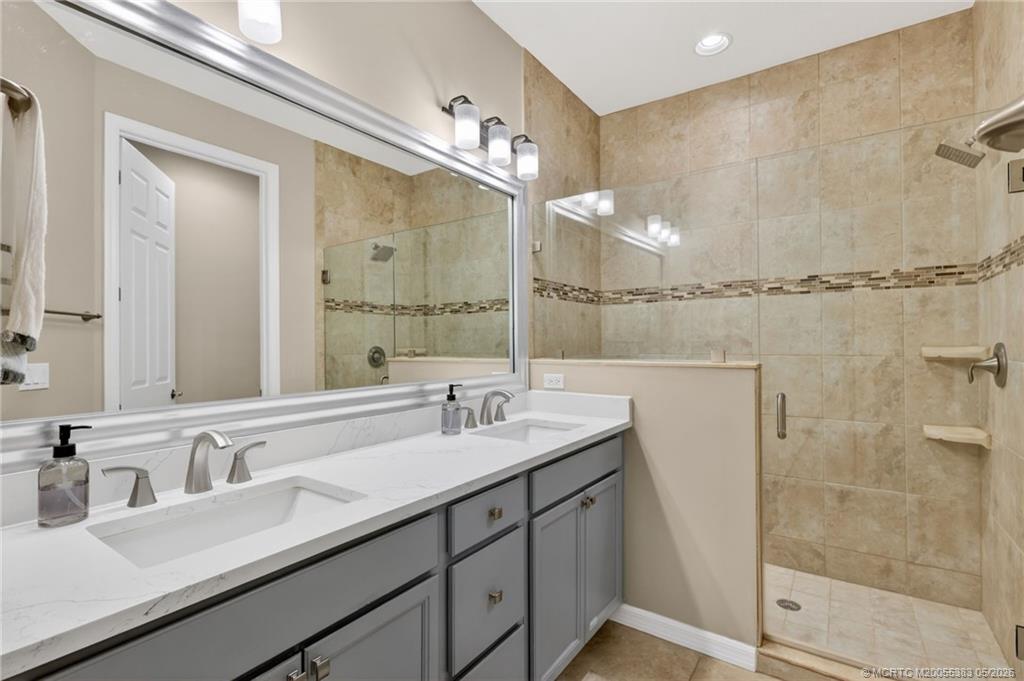 587 Southwest Glen Crest Way Stuart, FL 34997 - Photo 24 of 45
