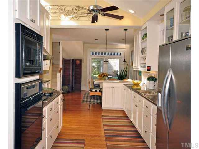 1705 Dare Street Raleigh, NC 27608 - Photo 5 of 16