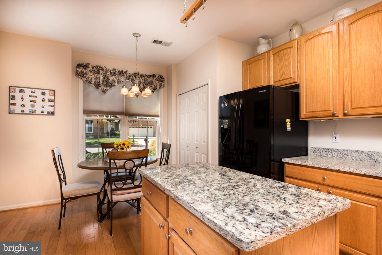 13591 Ryton Ridge Lane Gainesville, VA 20155 - Photo 12 of 32 Gallery Image 12