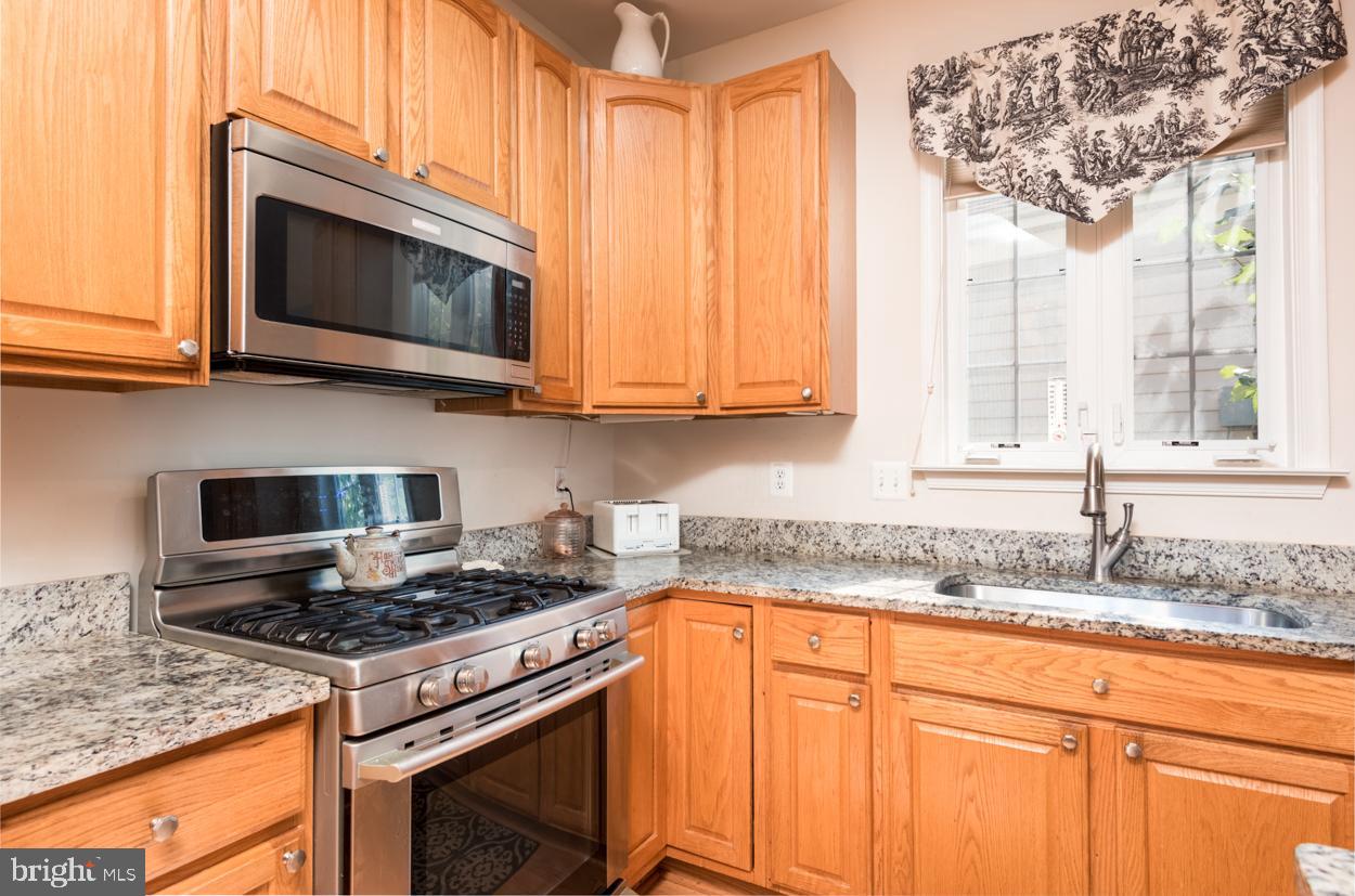 13591 Ryton Ridge Lane Gainesville, VA 20155 - Photo 15 of 32 Gallery Image 15