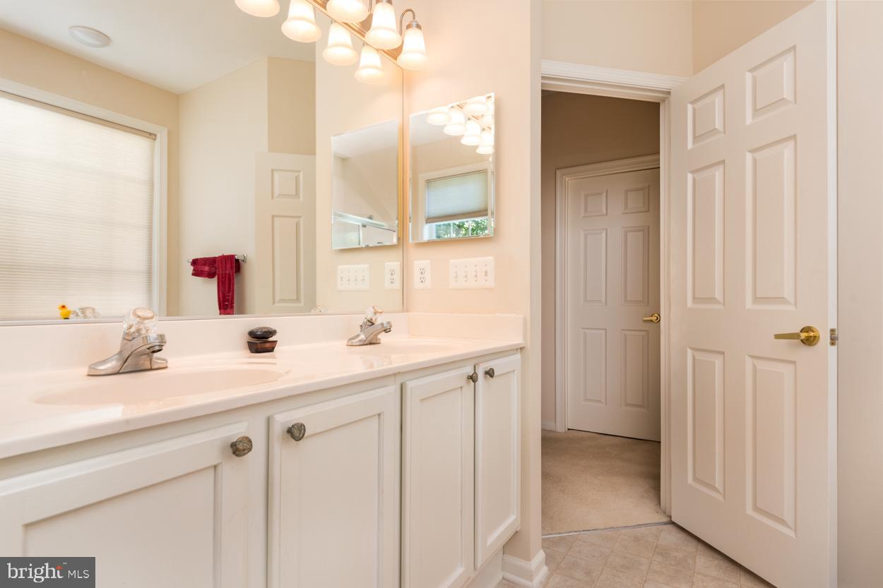 13591 Ryton Ridge Lane Gainesville, VA 20155 - Photo 24 of 32 Gallery Image 24