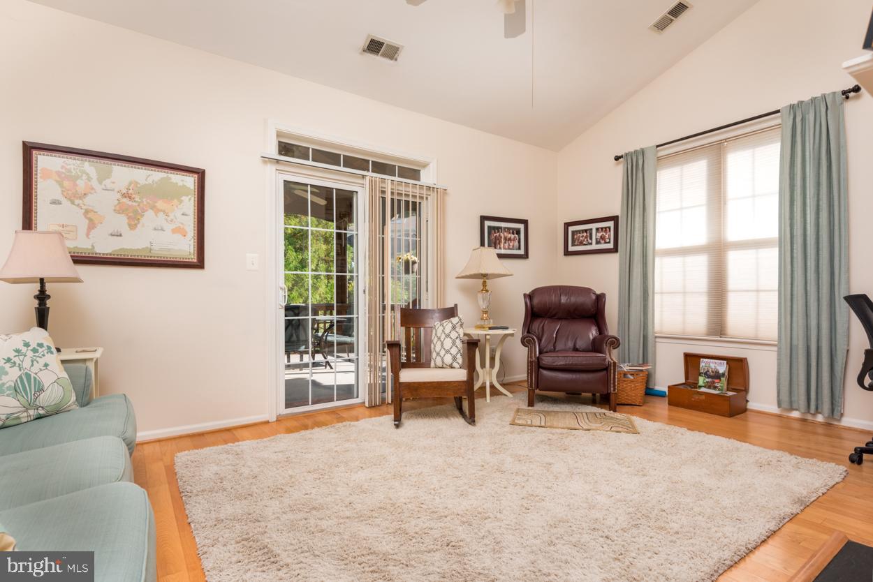 13591 Ryton Ridge Lane Gainesville, VA 20155 - Photo 28 of 32 Gallery Image 28