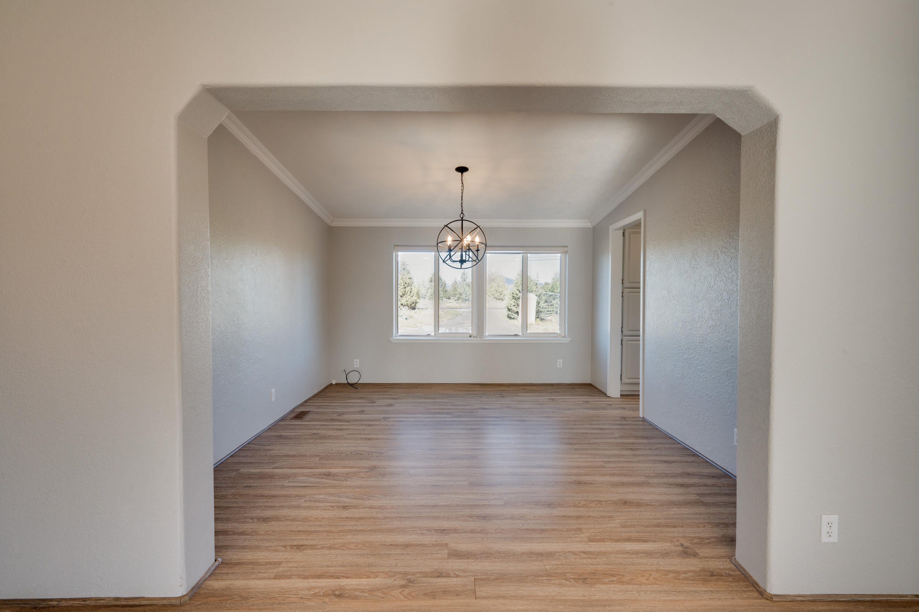 14420 Southwest Quail Road Terrebonne, OR 97760 - Photo 13 of 30 Dining Room