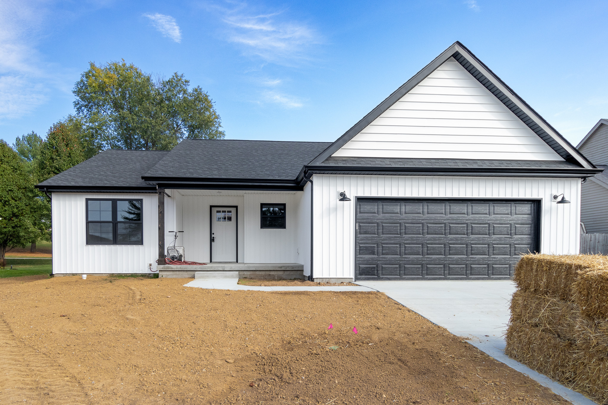3461 Briar Ridge Way Columbus, IN 47203 - Photo 3 of 43 Gallery Image 3