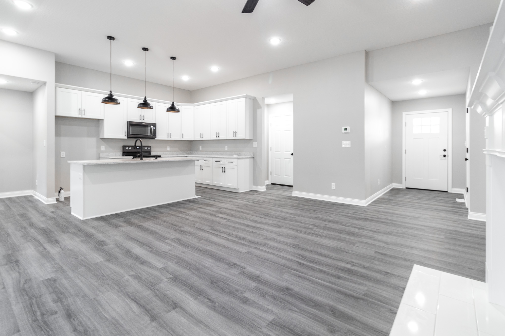 3461 Briar Ridge Way Columbus, IN 47203 - Photo 6 of 43 Gallery Image 6