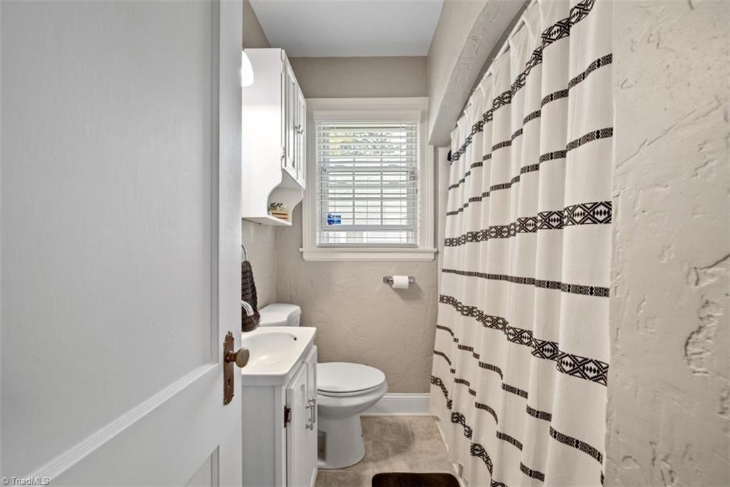 4000 Robinhood Road Winston-Salem, NC 27106 - Photo 15 of 24 Gallery Image 15