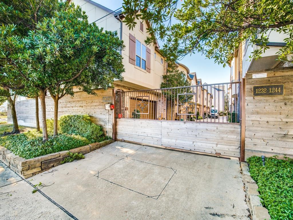 1246 Sampson Street Houston, TX 77003 - Photo 17 of 18 A look at the community gates - great for added security and peace of mind