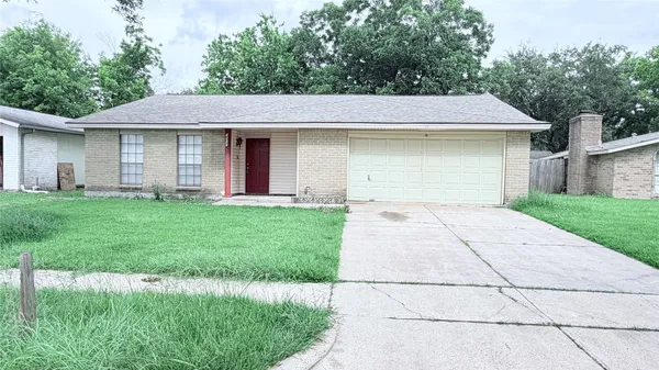 $2,050 | 15507 Mira Monte Drive, Houston, TX 77083