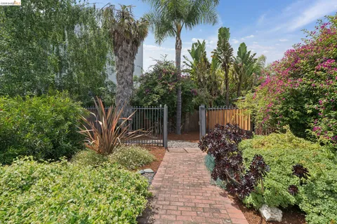 $1,099,000 | 3781 Manila Avenue, Oakland, CA 94609