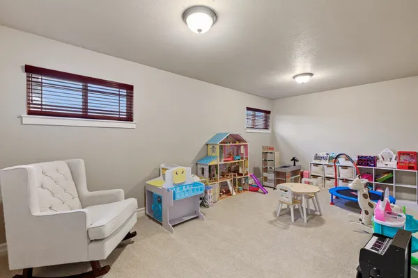 $899,000 | 7714 North Quamish Drive, Spokane, WA 99208