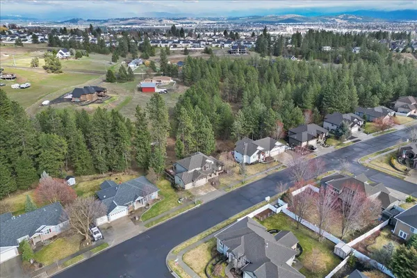 $899,000 | 7714 North Quamish Drive, Spokane, WA 99208