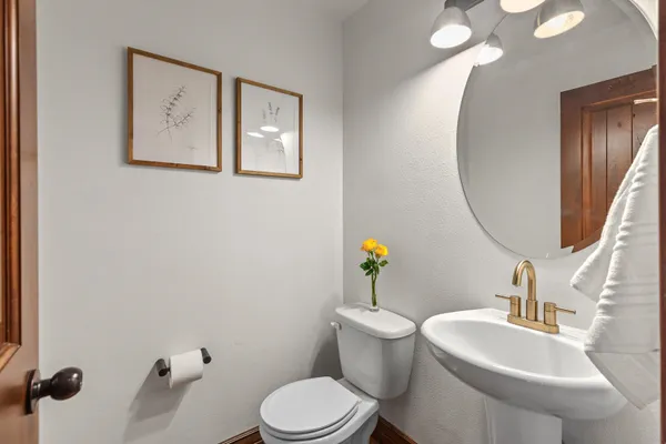 $899,000 | 7714 North Quamish Drive, Spokane, WA 99208