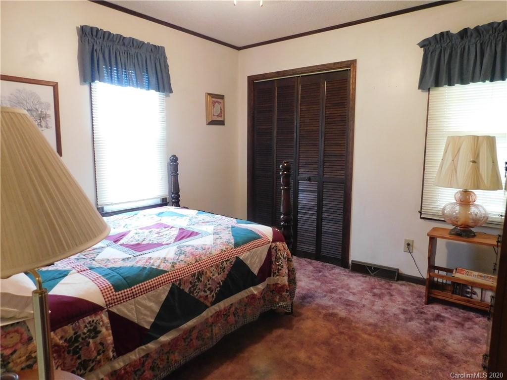 1829 Well Ridge Road Chester, SC 29706 - Photo 12 of 28 Gallery Image 12