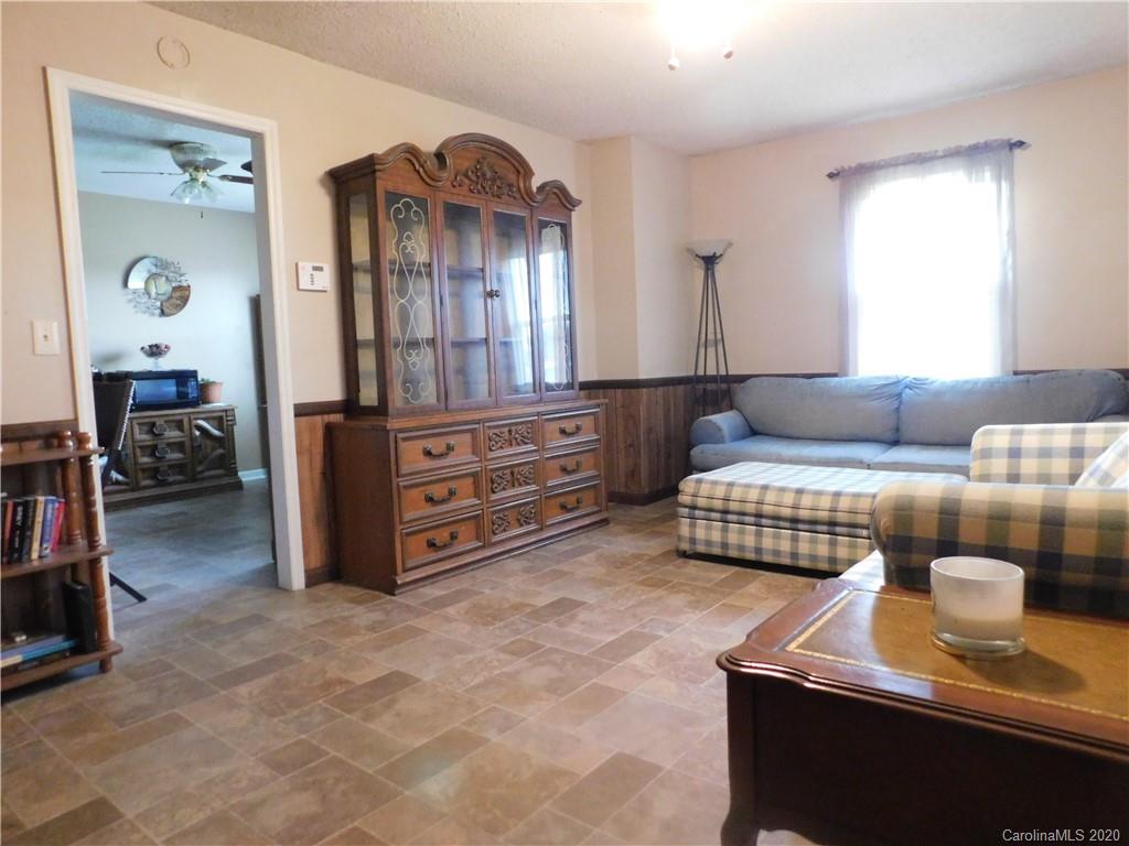 1829 Well Ridge Road Chester, SC 29706 - Photo 3 of 28 Gallery Image 3