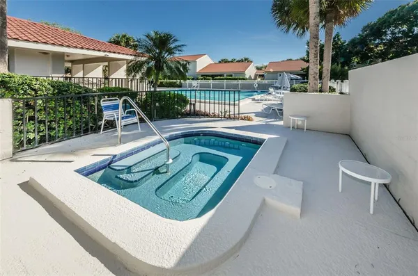 $3,300 | 4916 Milano Court Northeast, St. Petersburg, FL 33703