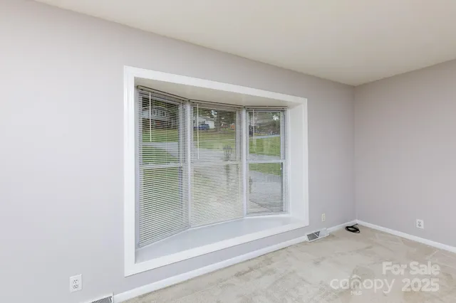 $375,000 | 104 Hillcrest Drive, Belmont, NC 28012