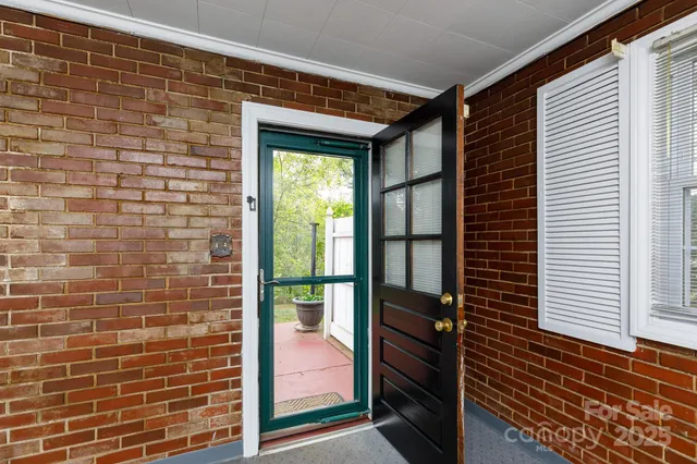 $375,000 | 104 Hillcrest Drive, Belmont, NC 28012