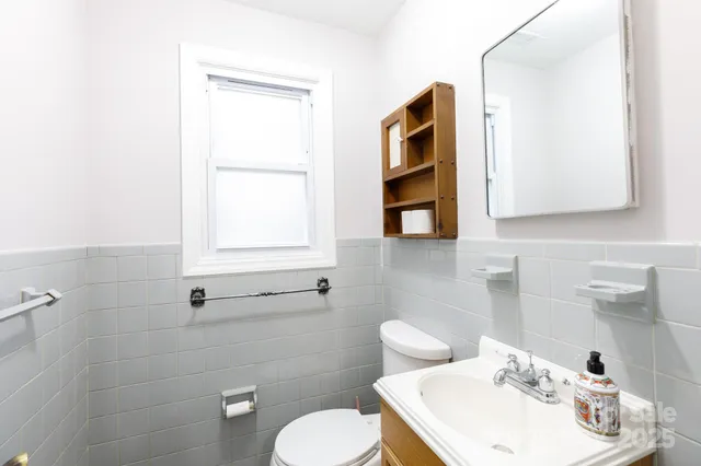 $375,000 | 104 Hillcrest Drive, Belmont, NC 28012