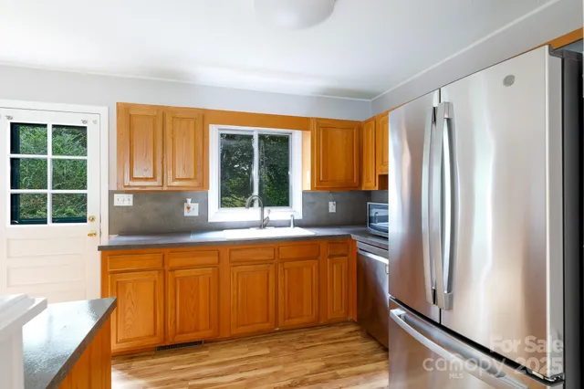 $375,000 | 104 Hillcrest Drive, Belmont, NC 28012