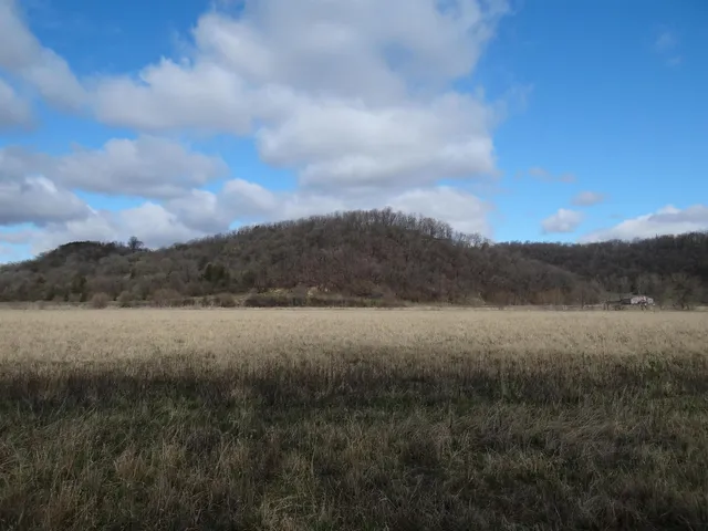 $993,500 | 151.68-acres Rattlesnake Road, Cassville, WI 53806