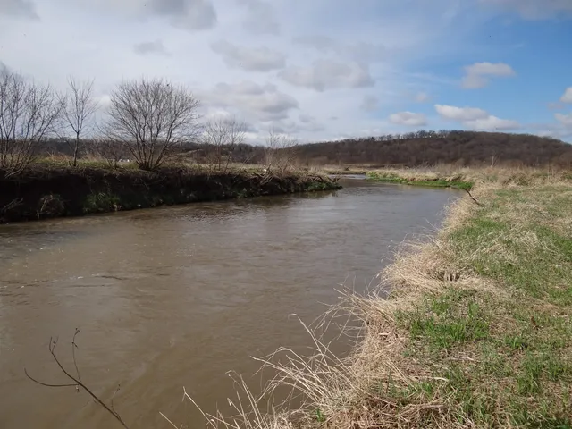 $993,500 | 151.68-acres Rattlesnake Road, Cassville, WI 53806