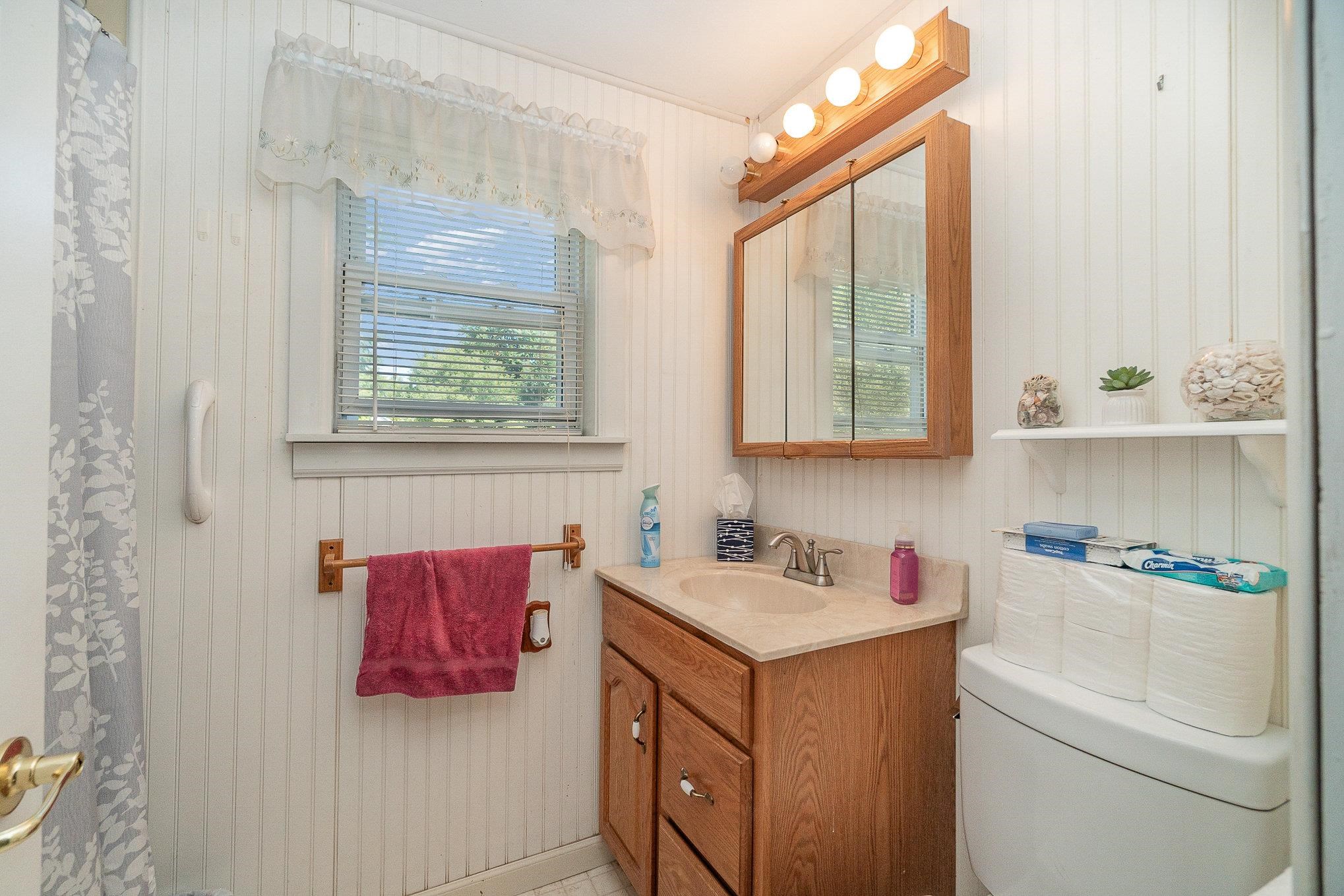 717 16th Street Bay City, MI 48708 - Photo 12 of 20 Gallery Image 12