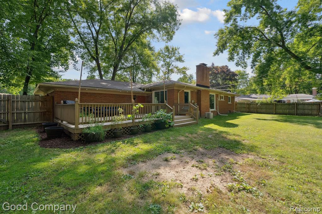 32115 Bonnet Hill Road Farmington Hills, MI 48334 - Photo 37 of 41