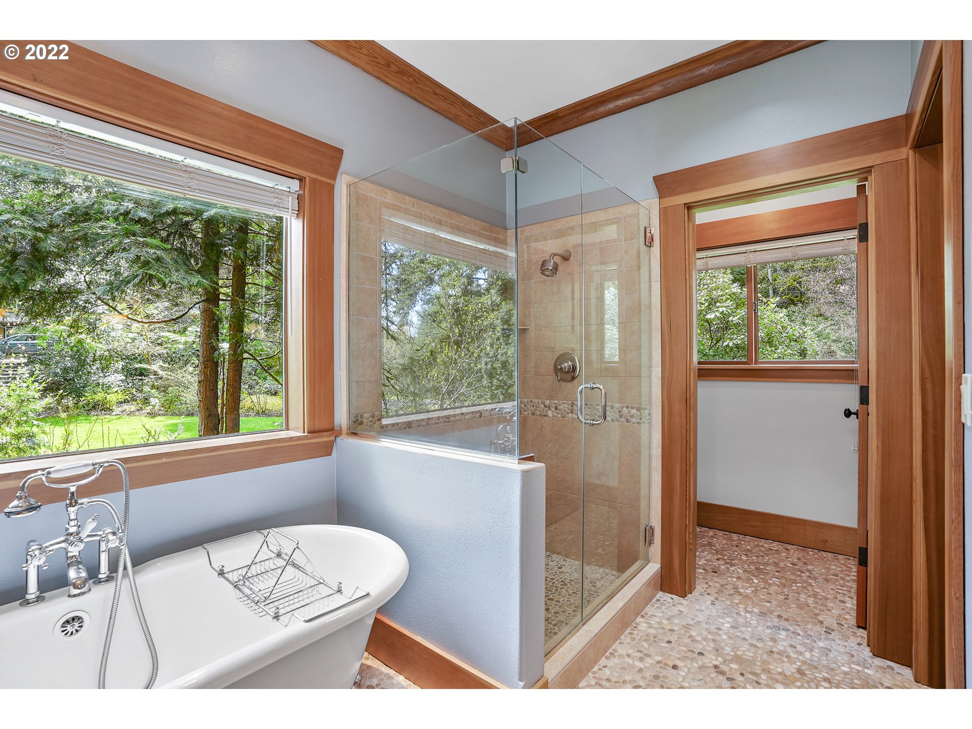 35719 Southeast Lusted Road Boring, OR 97009 - Photo 14 of 32 a bathroom with a toilet sink and a bathtub