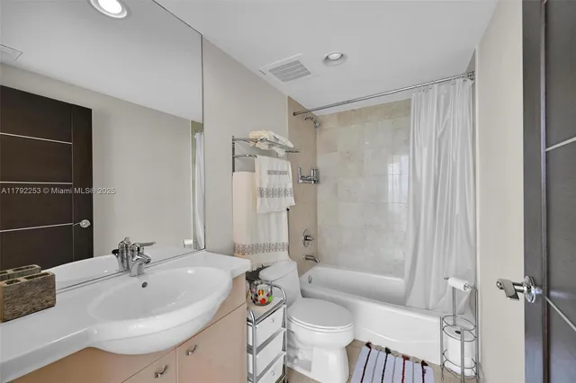 $2,399,000 | 1830 South Ocean Drive, Unit 1201, Hallandale Beach, FL 33009