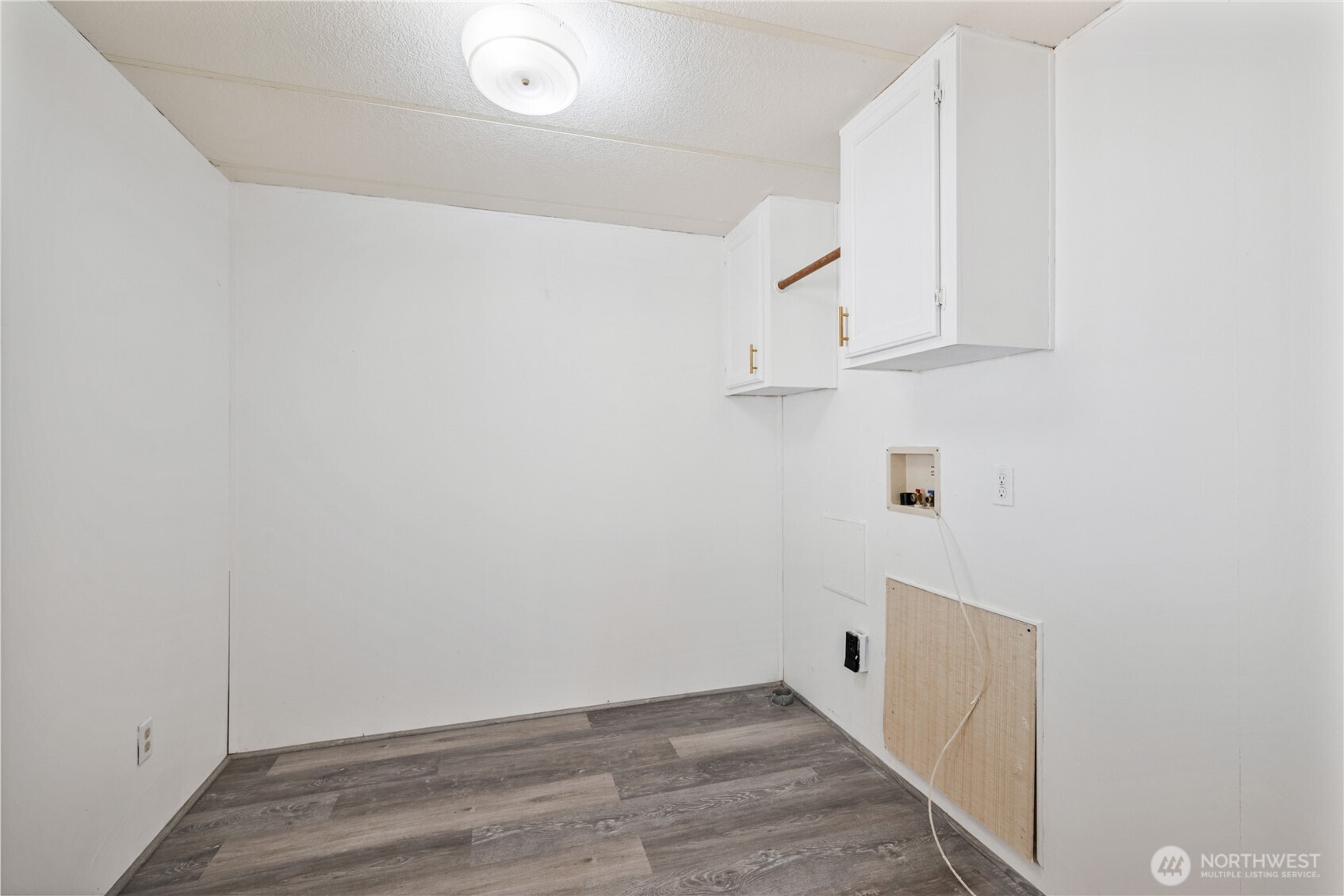 2355 Sparrow Loop, Unit 169 Kelso, WA 98626 - Photo 12 of 33