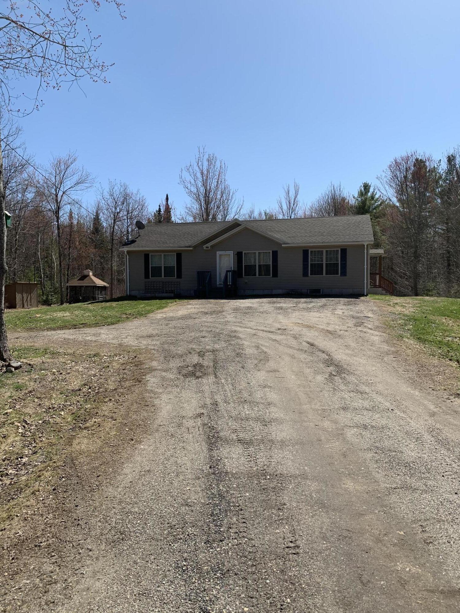 39 Woods Road Wales, ME 04280 - Photo 2 of 19 IMG-5210