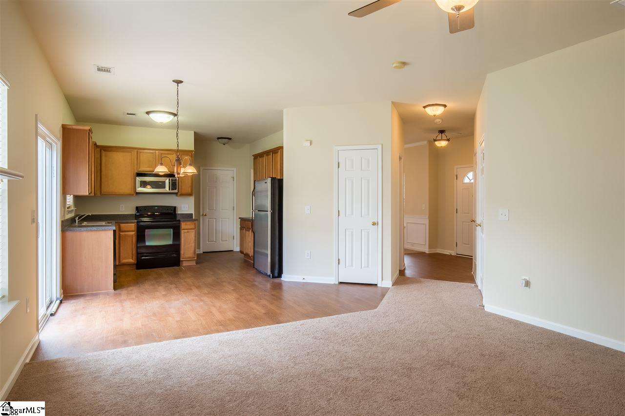 204 Chartwell Drive Greer, SC 29650 - Photo 13 of 36