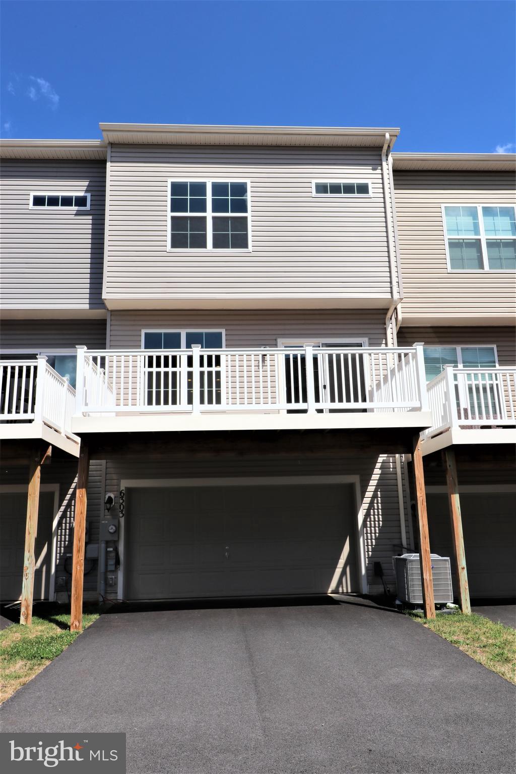 6303 Pose Street Frederick, MD 21703 - Photo 3 of 41