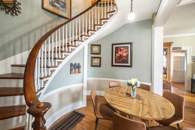 $184,900 | 207 East 4th Street, Metropolis, IL 62960