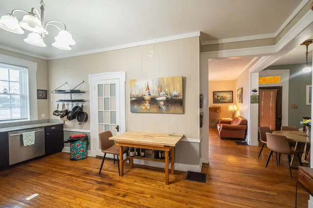 $184,900 | 207 East 4th Street, Metropolis, IL 62960