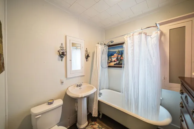 $184,900 | 207 East 4th Street, Metropolis, IL 62960