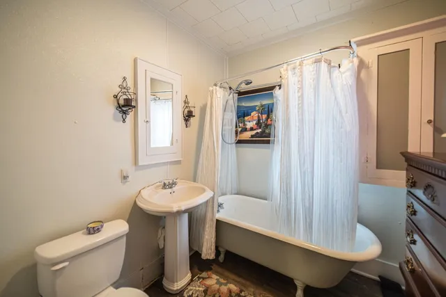 $178,000 | 207 East 4th Street, Metropolis, IL 62960