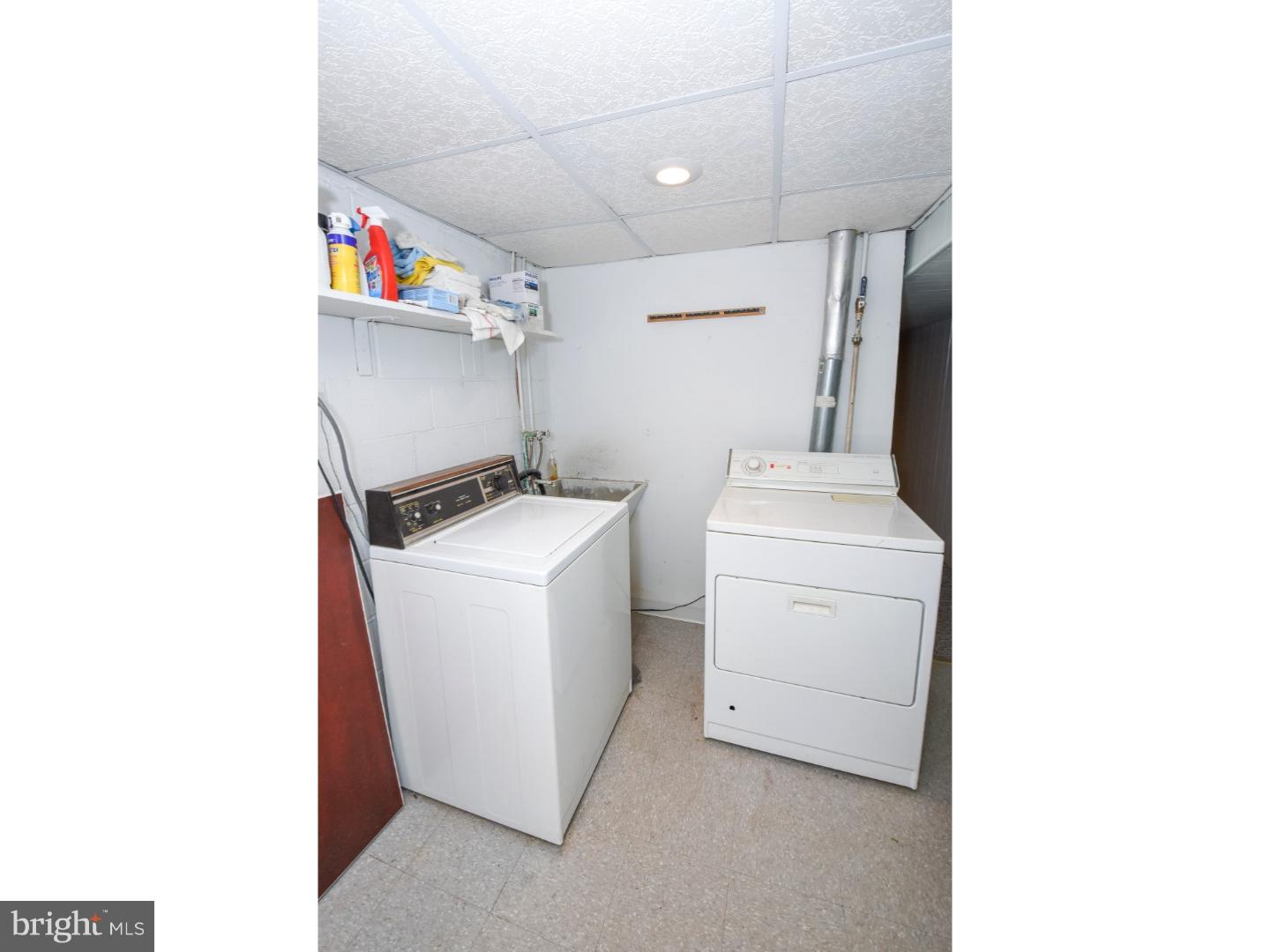 12117 Medford Road Philadelphia, PA 19154 - Photo 17 of 22 Laundry Room