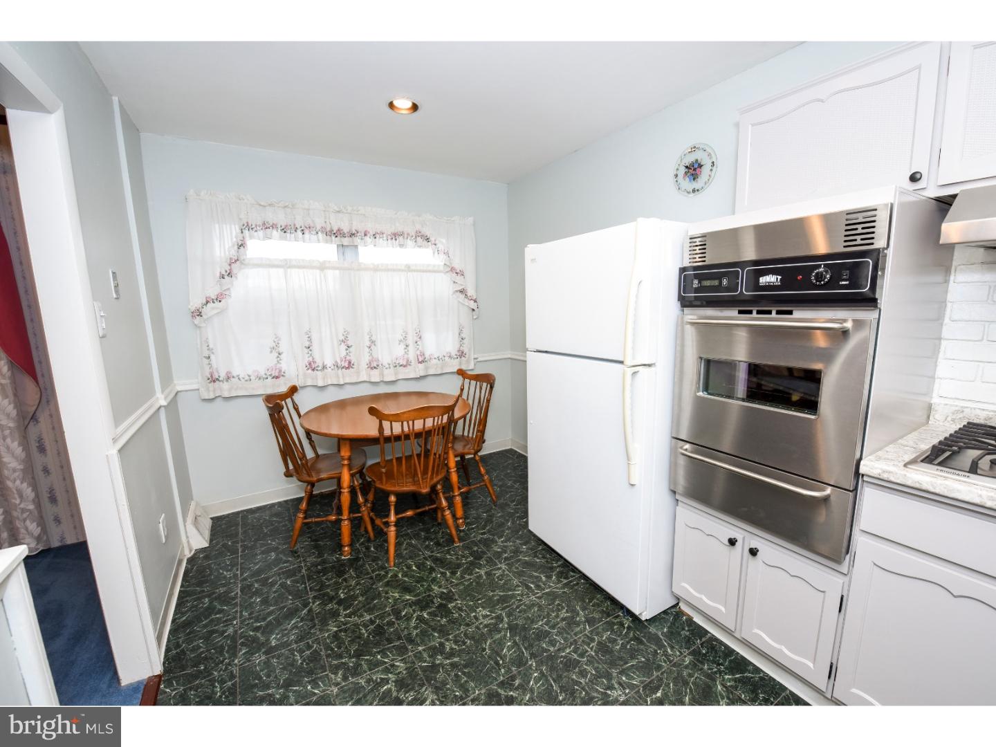 12117 Medford Road Philadelphia, PA 19154 - Photo 6 of 22 Dining Room