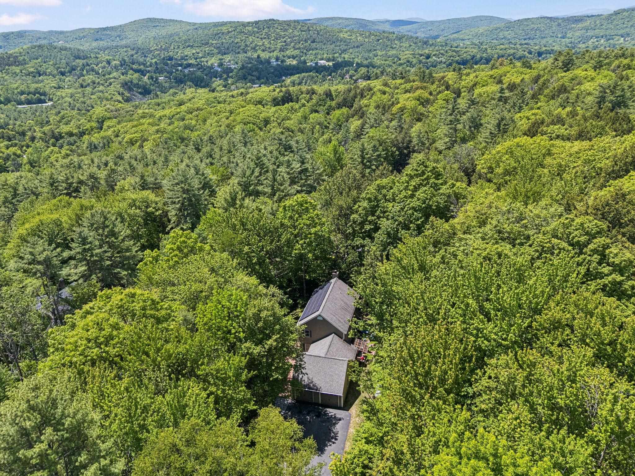 408 Morgan Road Hartford, VT 05059 - Photo 43 of 50