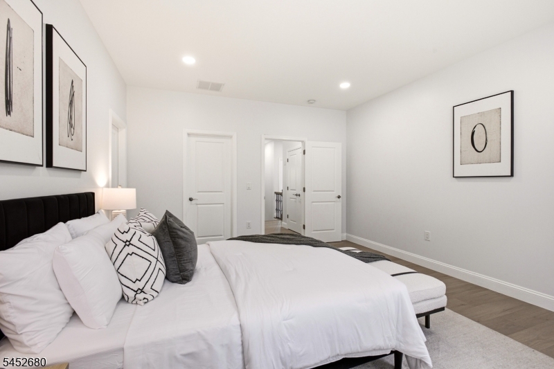 250 Milltown Road Springfield, NJ 07081 - Photo 20 of 29 Gallery Image 20