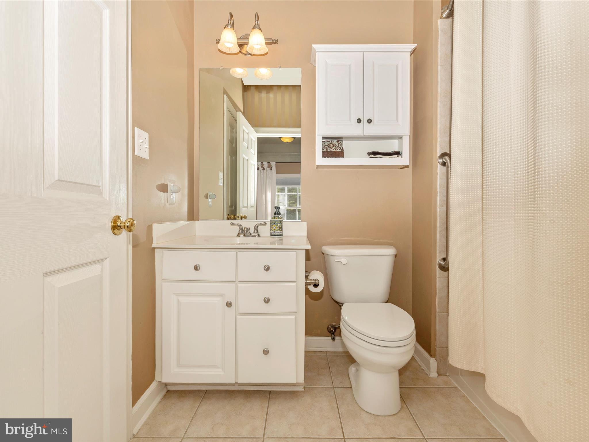 619 Glenbrook Drive Middletown, MD 21769 - Photo 24 of 84 Main Level En Suite Bathroom