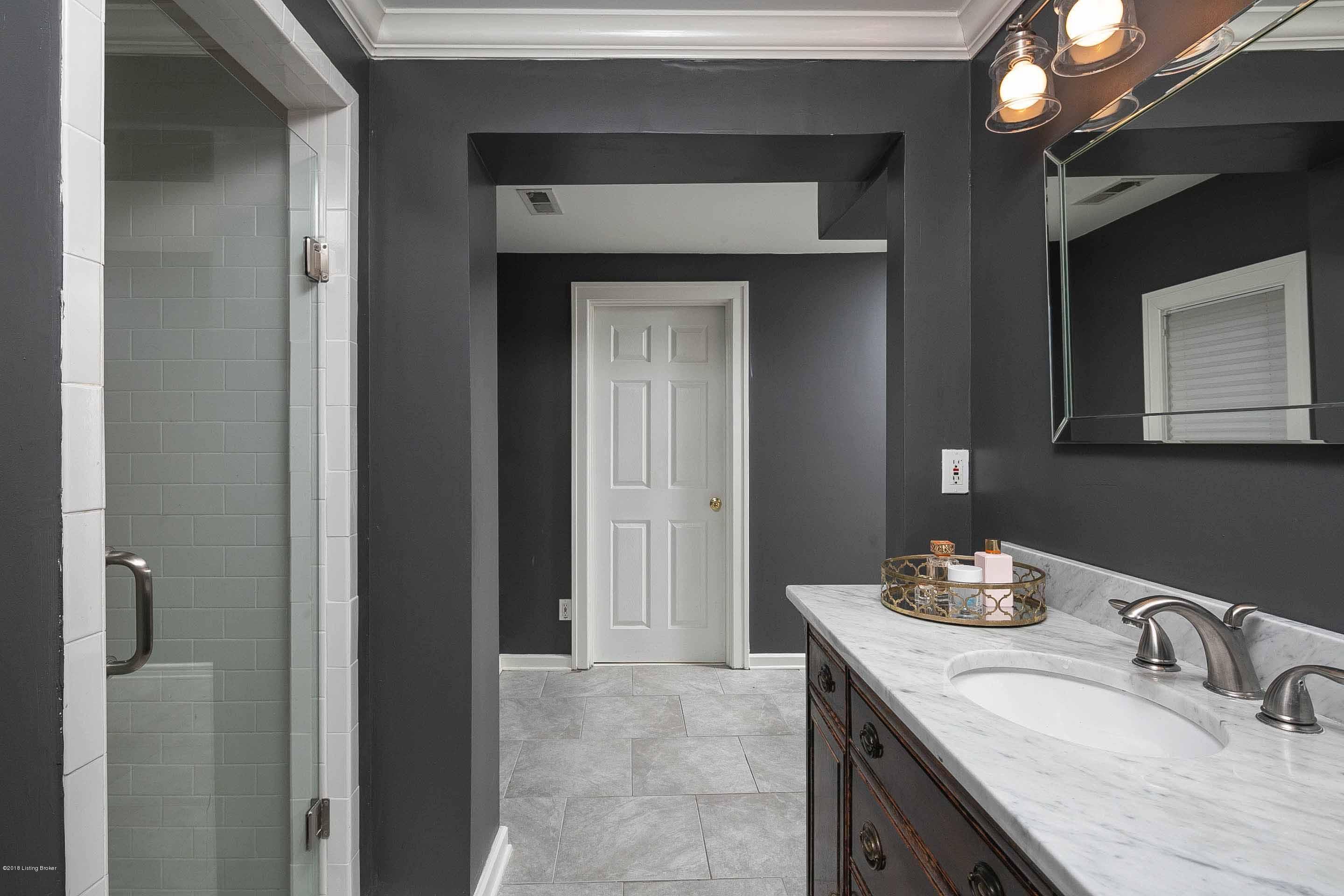 3926 Napanee Road Louisville, KY 40207 - Photo 18 of 39 18