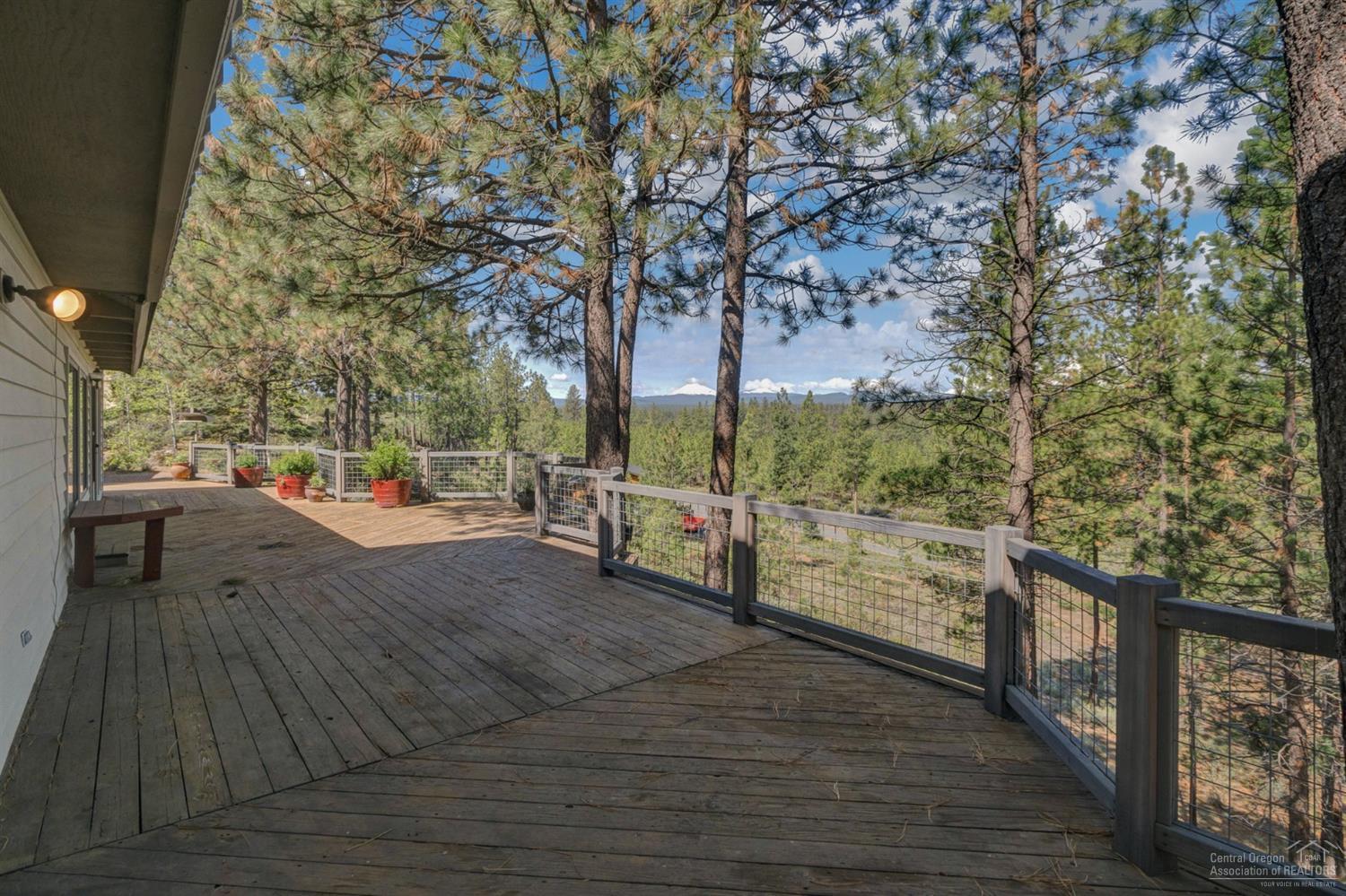 61025 Bachelor View Road Bend, OR 97702 - Photo 4 of 24 Additional Photo